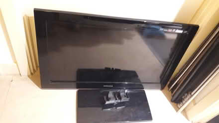 Photo of free tv (Camden N1) #2
