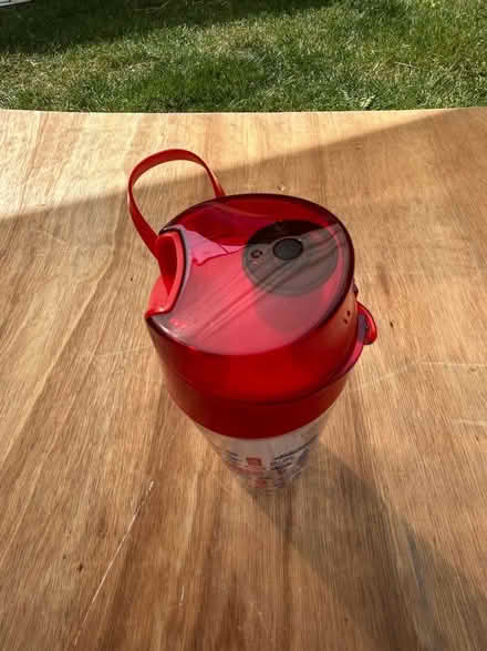 Photo of free London theme water bottle (Hook RG27) #4