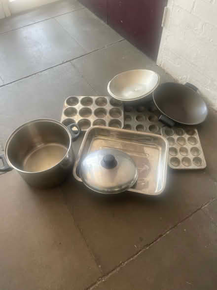 Photo of free Miscellaneous pots and pand (Strawberry Hill, TWICKENHAM) #1