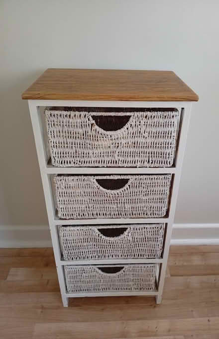 Photo of free Wicker draws (wrexham LL13) #1