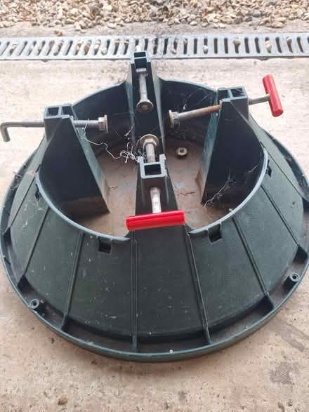 Photo of free Christmas tree stand (West Pennard BA6) #1