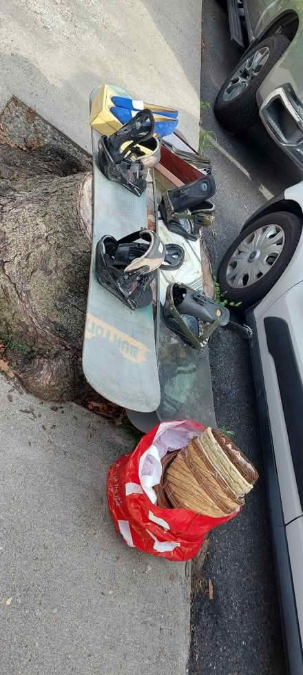 Photo of free shoes snowboard and baskets (Queens middle village) #1