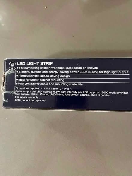 Photo of free LED under-cabinet light (Barnard's Green WR14) #1