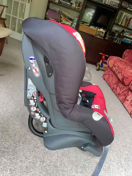 Photo of free Child’s car seat (Alderley Edge SK9) #2