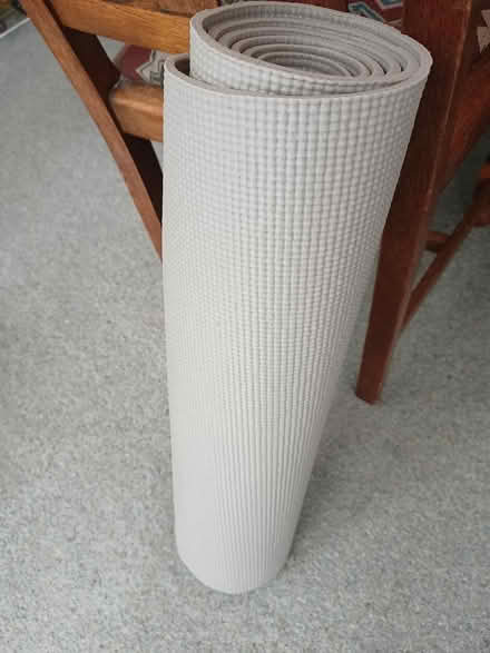 Photo of free Yoga mat. Grey (Godalming GU7) #1