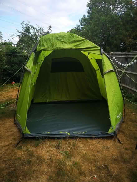 Photo of free 4-person tent (Woodley RG5) #4