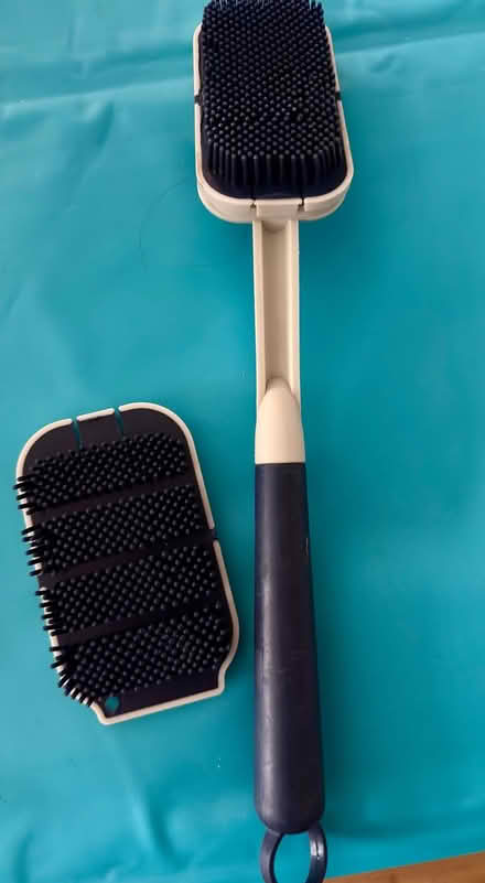 Photo of free Dish brush & refill (Great Maplestead CO9) #1