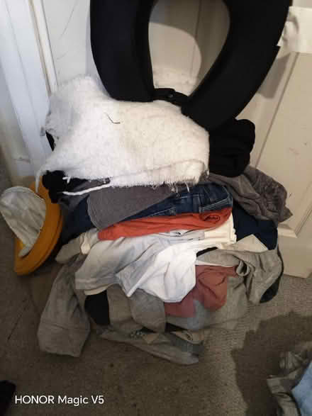 Photo of free Mix items, good for charity (Pimlico SW1W) #2