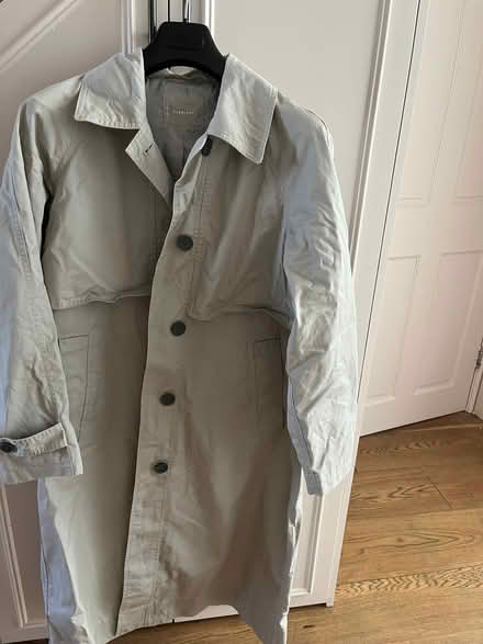 Photo of free Laundry basket + trench coat + cushion covers + Uniqlo top (Colney Hatch N10) #4