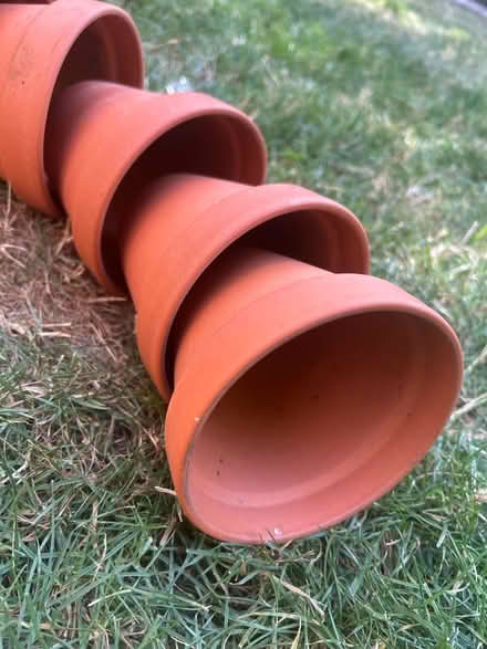 Photo of free Selection of terracotta pots (Hook RG27) #3