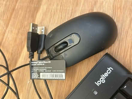 Photo of free Keyboard and mouse (Hook RG27) #2