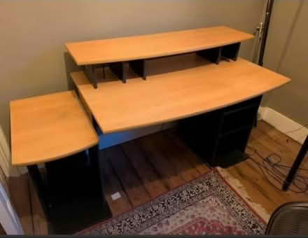 Photo of free Desk (South Norwood SE25 5RT) #1