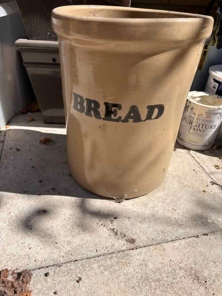 Photo of free bread crock (UpperHale GU9) #1