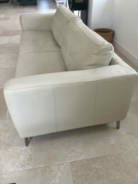 Photo of free BoConcept Bergamot Leather Sofa (Wigmore HR6) #3