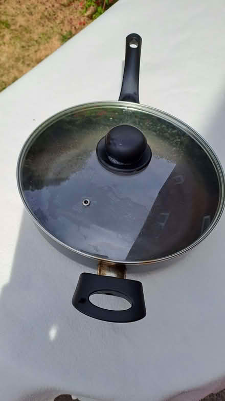 Photo of free 28cm big frying pan with glass lid (Sherrard's Green WR14) #1