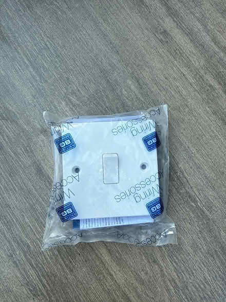 Photo of free Light switch (Walstead RH16) #1