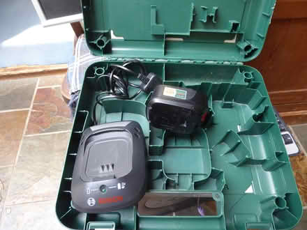 Photo of free Bosch drill charger and battery (Nailsworth GL6) #1