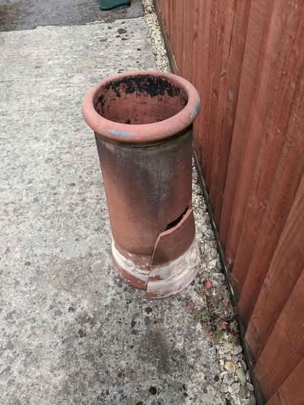 Photo of free Clay Chimney Pot (Horspath OX33) #1