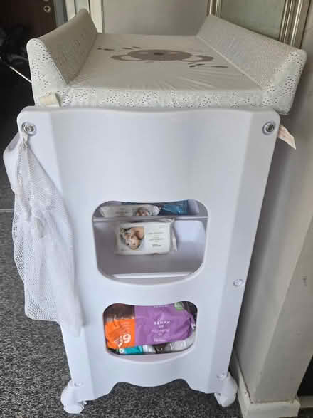 Photo of free Babylo changer (D6) #3