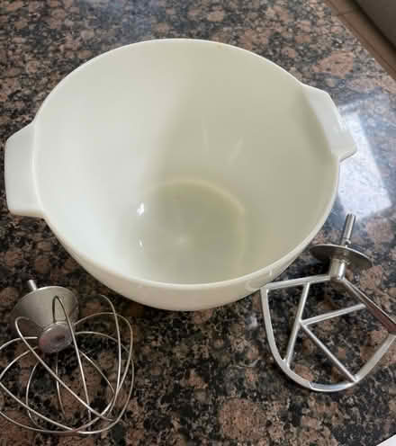 Photo of free Vintage Kenwood bowl & 2 whisks (Manchester M20) #2