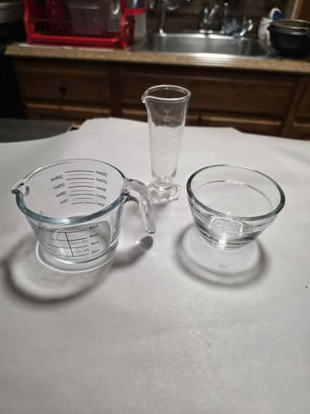 Photo of free Glass measuring cups (South Ozone Park) #1