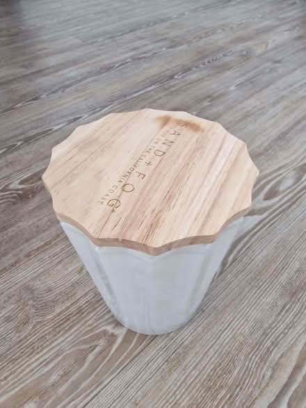 Photo of free White glass vase (Allesley Park CV5) #2