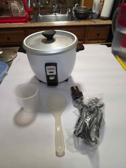 Photo of free Electric Rice Cooker (South Ozone Park) #1
