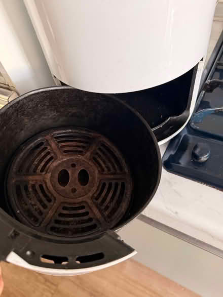 Photo of free Air fryer (CR4 4HG) #3