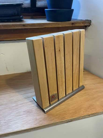 Photo of free Knife block (Ibrox G51) #2