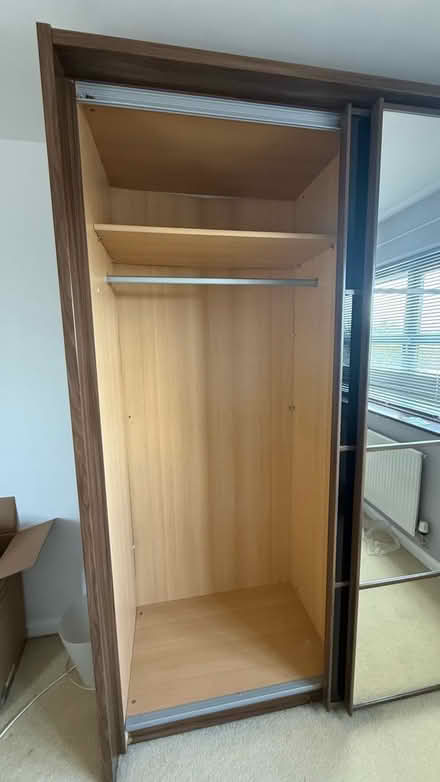 Photo of free Double sliding wardrobe - mirrored (Corringham SS17) #4