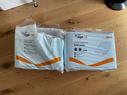Photo of free Bed pads, age uk. (World's End RH15) #2