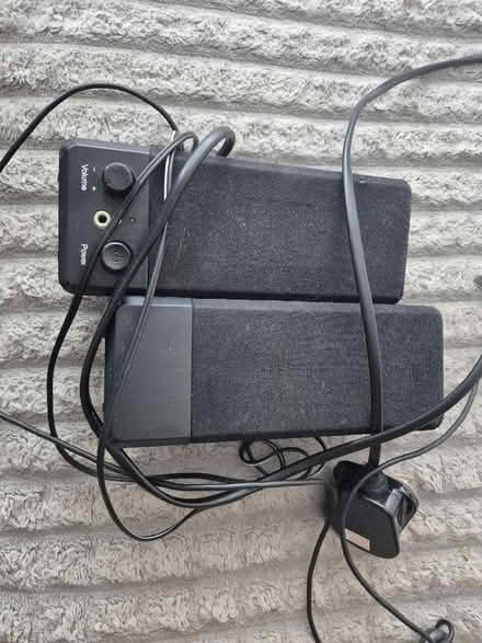 Photo of free Pc speakers (Winyates Green B98) #1