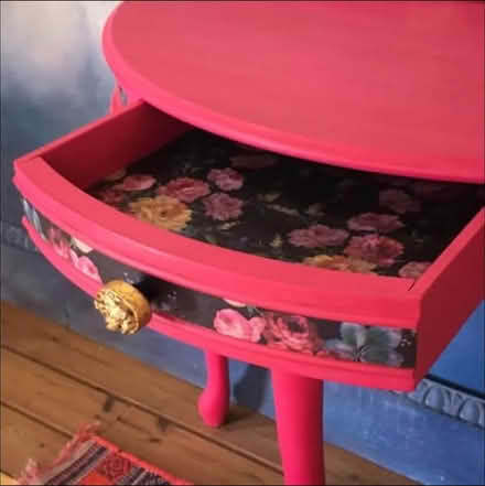 Photo of free Vintage queen Anne legs console (oxford OX4) #3