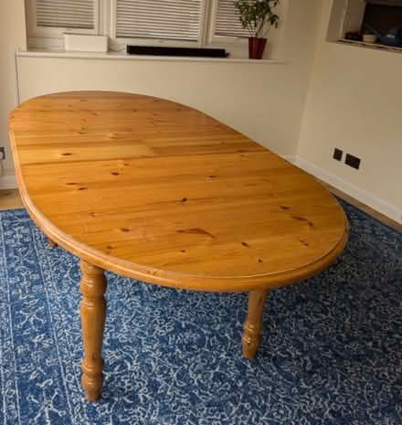 Photo of free Extendable dining table (Hangleton BN3) #1
