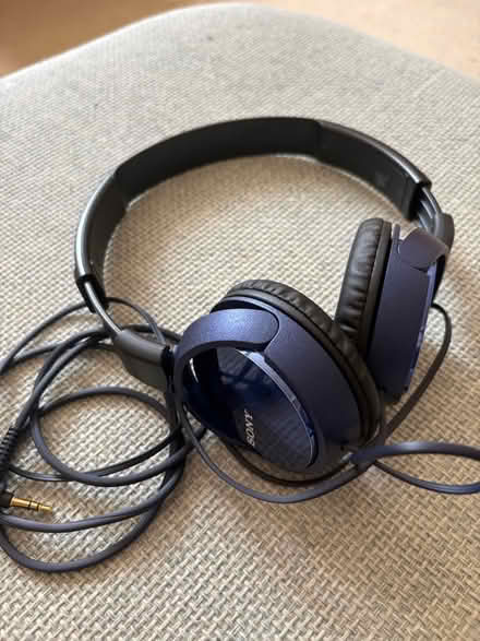 Photo of free Sony headphones. (Ballards CR2) #1