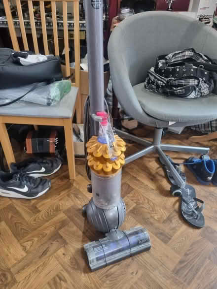 Photo of free Dyson hoover, spares or repairs (Milton PO4) #1