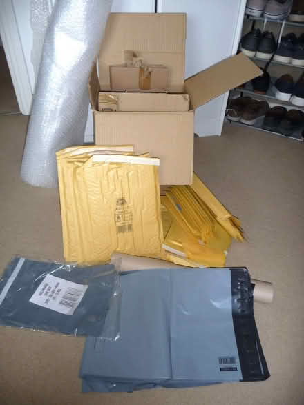 Photo of free A Selection of wrapping / packaging items ( bubble wrap) (Marshall's Cross WA9) #1