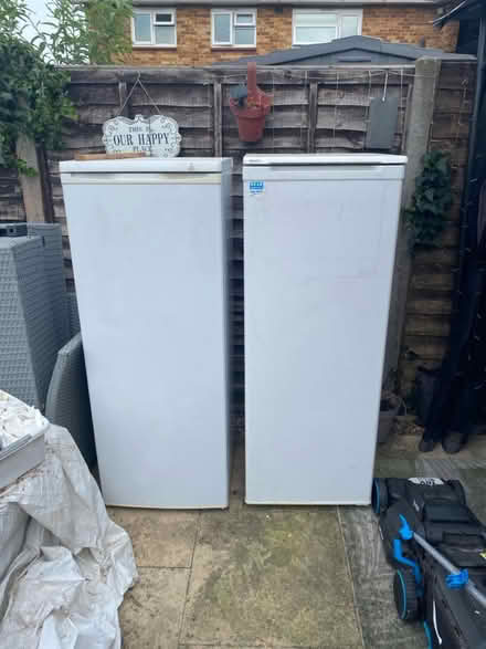 Photo of free Fridge & Freezer (Watford WD25) #1