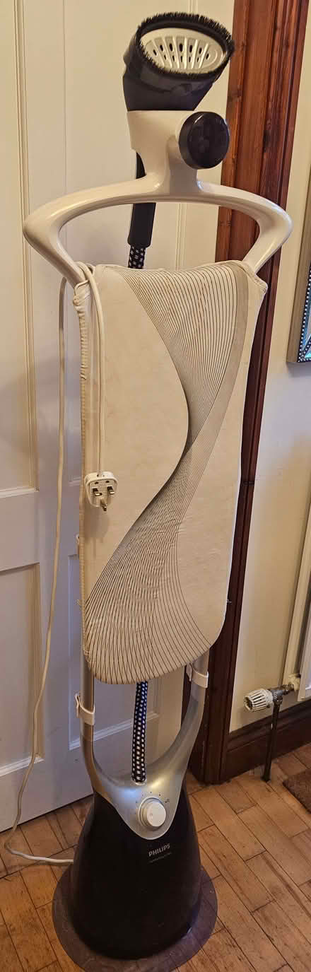 Photo of free Philips freestanding clothes steamer (St Albans AL1) #1