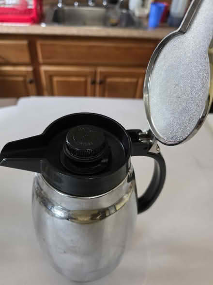 Photo of free thermal beverage carafe (South Ozone Park) #4