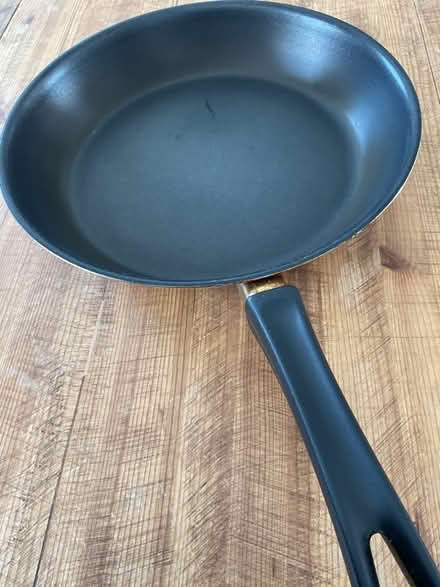 Photo of free 3 frying pans (Eastbourne BN21) #2