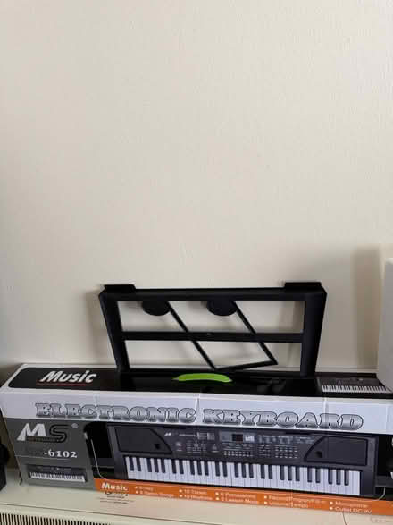 Photo of free Kids/beginners Piano keyboard (Rugby CV21) #2
