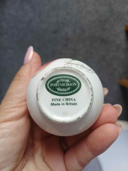 Photo of free Soaps, body scrub & scented candle (Haylands Way MK41) #3