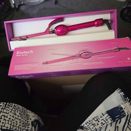 Photo of free iGutech hair curler (Darlaston WS10) #1