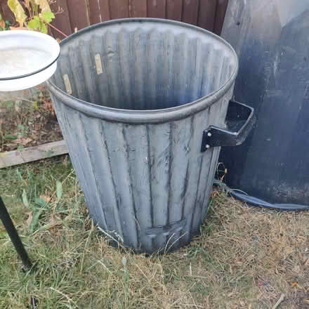 Photo of free Garden bin (B13 Billesley) #1
