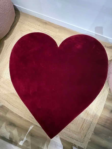 Photo of free Red Velvet prop / coffee table (Marylebone W1U) #1