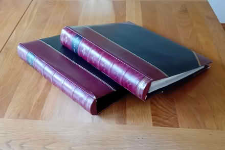 Photo of free 4-ring binders (Bucknell SY7) #1