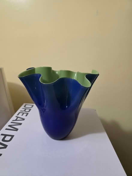 Photo of free Art glass vase (South Ozone Park) #2