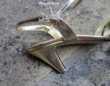 Photo of free A pair of golden shoes Size 39 (UK 6) (New Marston OX3) #4