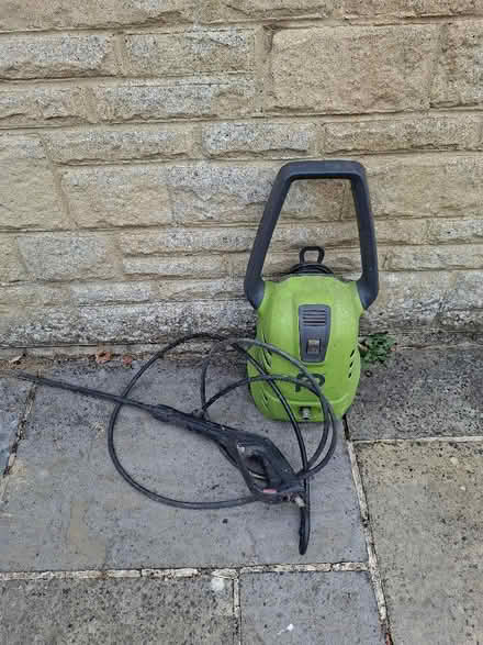 Photo of free Pressure washer (Kings Sutton OX17) #1